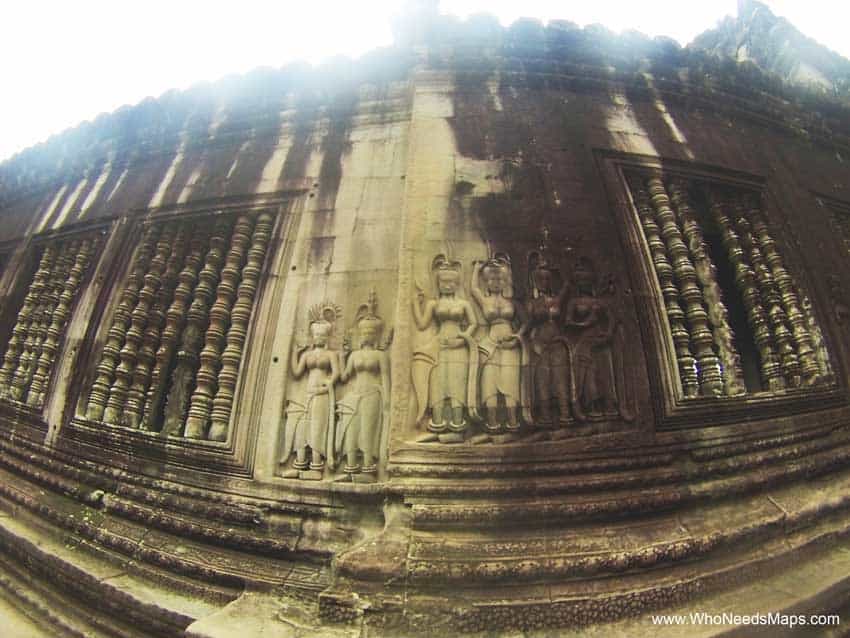 Angkor Wat pictures - Aspara Dancers