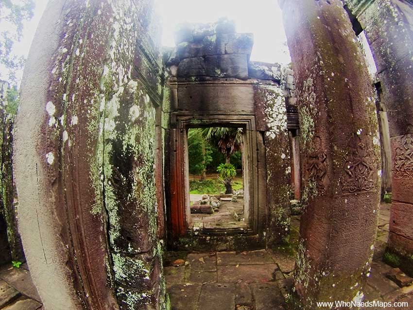 Aspara dancers - Angkor Wat pictures 