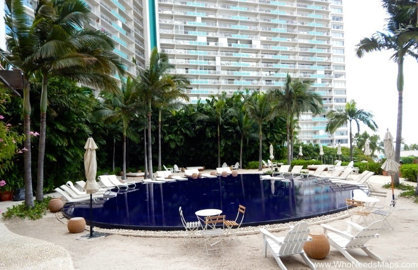 the modern honolulu hotel pool up
