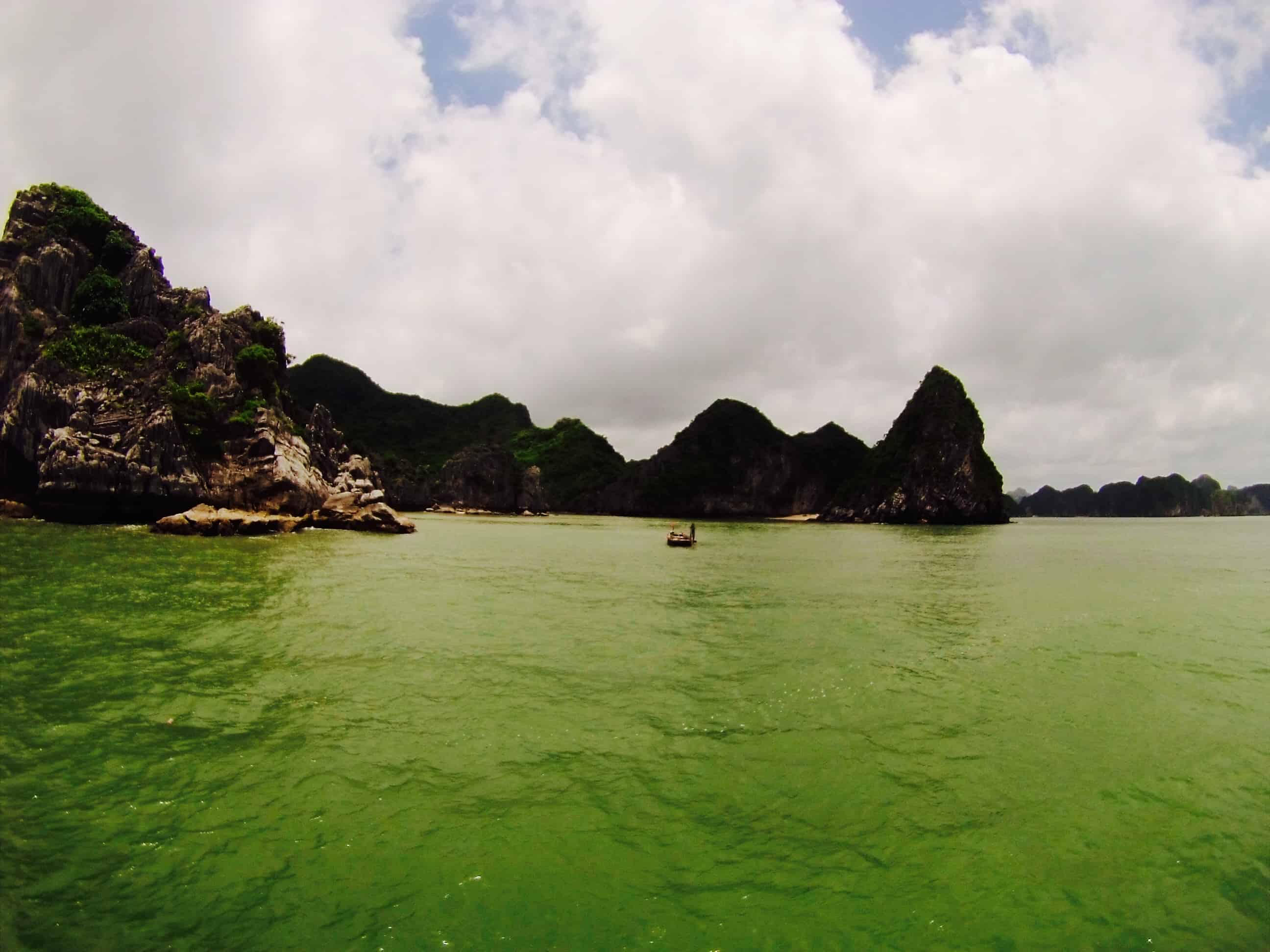 halong bay why i love vietnam